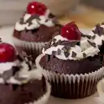 Schwarzwaelder Kirsch Cupcakes W2xEX 2x