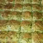 Selbstgebackenes Knoblauchbrot