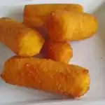 Selbstgemachte Schinken-Käse-Kartoffelkroketten