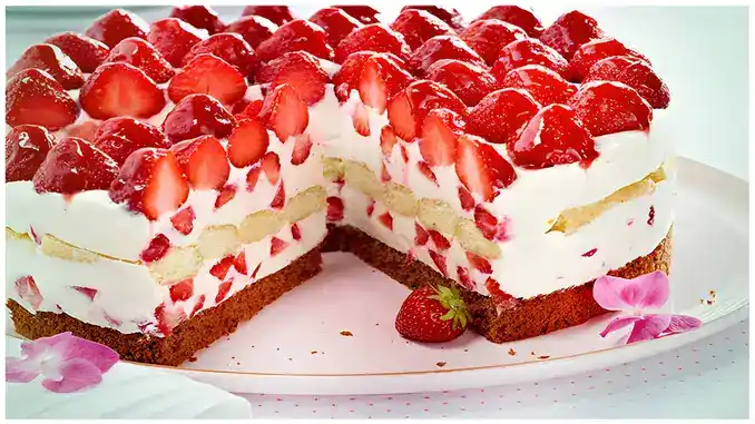 Toll und Leckere Erdbeer-Mascarpone Torte