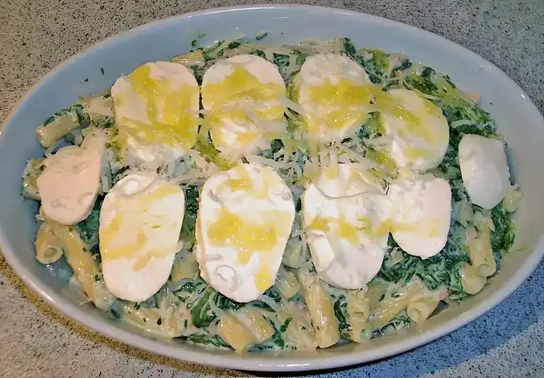 Tortiglioni Prosciutto e Spinaci al forno