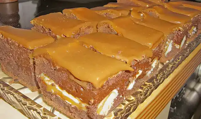 Twix White