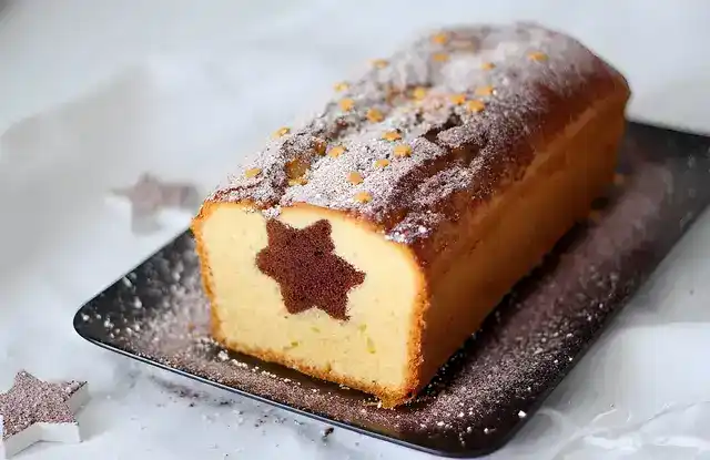 Weihnachtlicher Marmorkuchen