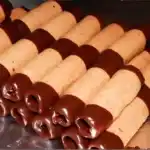 Weihnachtsroellchen mit Schokolade W2xEX 2x png