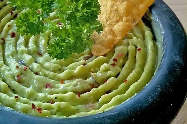 Frischer Guacamole-Dip
