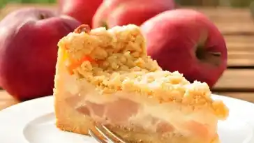 Apfelkuchen mit Puddingfüllung