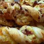 Blätterteig-Schinken-Käse-Stangen