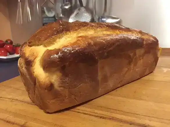 Briochebrot mit Joghurt