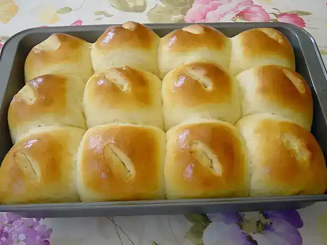 Buttermilch-Hefebrötchen: Ein kulinarisches Vergnügen