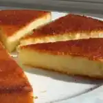 Eiweißkuchen mit Zitronen, Vanille und Mandelgeschmack