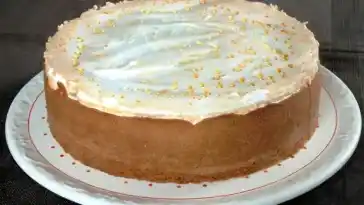 Käsekuchen mit Mandarinen und Baiser: Ein himmlisch zartes Rezept
