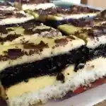 Leckerer Kokos-Creme-Kuchen RAFFAELLO