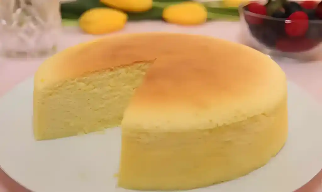 Leichter weißer Käsekuchen mit dem Thermomix