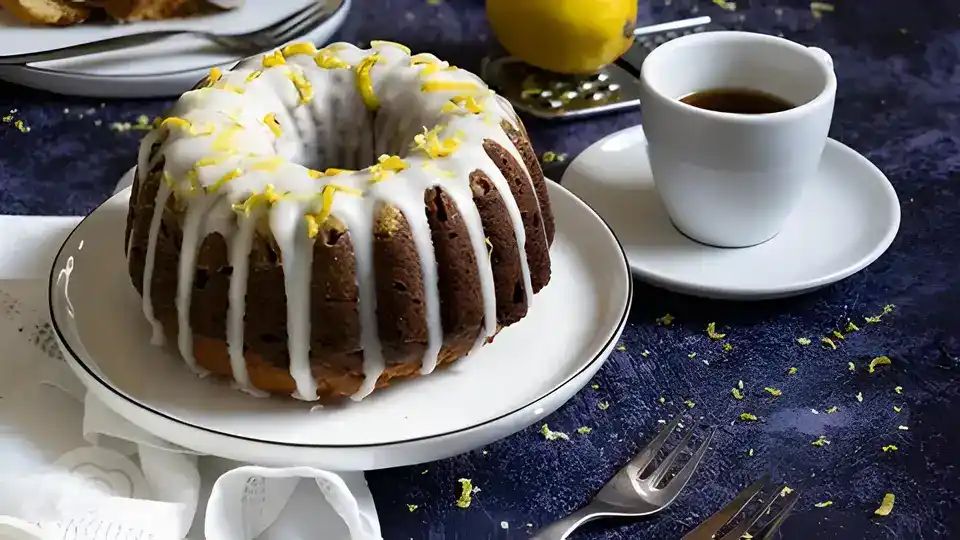 Lemon Curd Gugelhupf