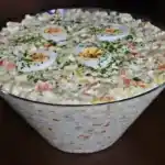 Polnischer Gemüsesalat mit Mayonnaise