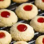 Saftige Weihnachtsplätzchen – Engelsaugen schnell und einfach gemacht!