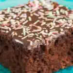 Saftiger Schoko Blechkuchen waifu2x 2x png