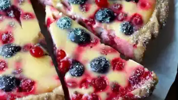 Sommerliche Beerentarte