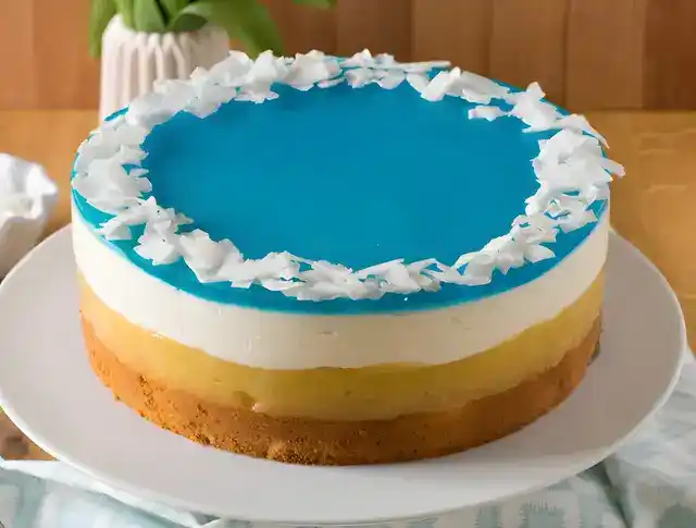 Swimmingpool Torte