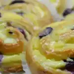 Vanillepudding Heidelbeer Schnecken