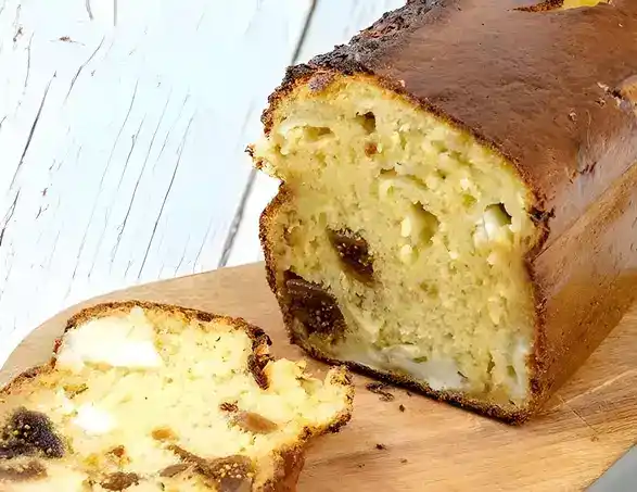 Ziegenkäse, Feigen und Honigkuchen