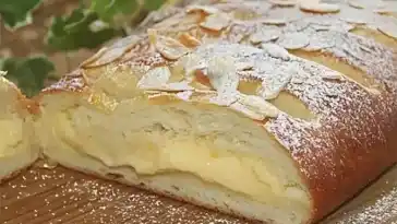 Brioches mit Mandelcreme