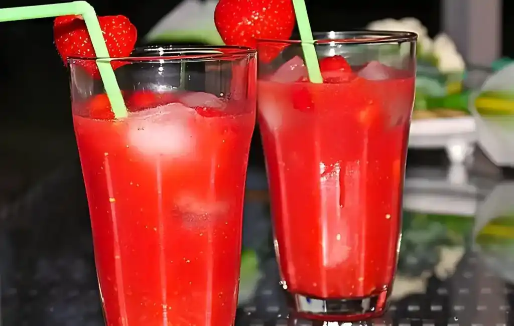 Erdbeer Caipirinha
