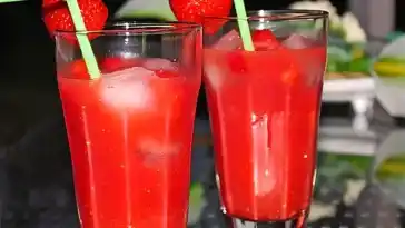 Caipirinha: Einen erfrischenden Erdbeer