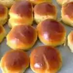Die Milchbrötchen meiner Oma