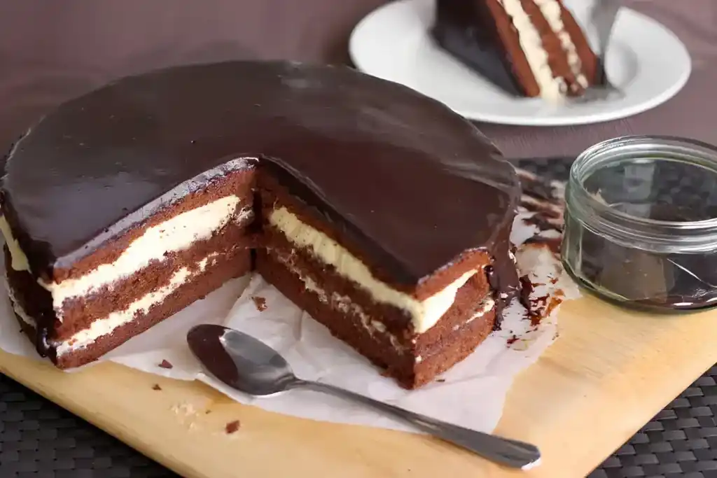 Drei-Schokoladenkuchen