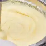 Schneller Joghurtkuchen in 2 Minuten, Ein Tassenrezept!