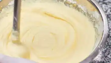 Schneller Joghurtkuchen in 2 Minuten, Ein Tassenrezept!
