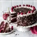 Klassischer Schwarzwälder Kuchen