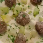 Kohlrabieintopf mit Kartoffeln und Rinderhackklößchen