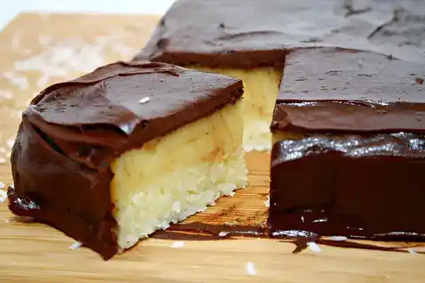 Kokosnusskuchen: Ein Hauch von Bounty im Kuchenhimmel