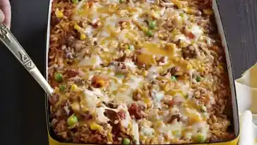 Mexikanischer Reisgratin mit Hackfleisch