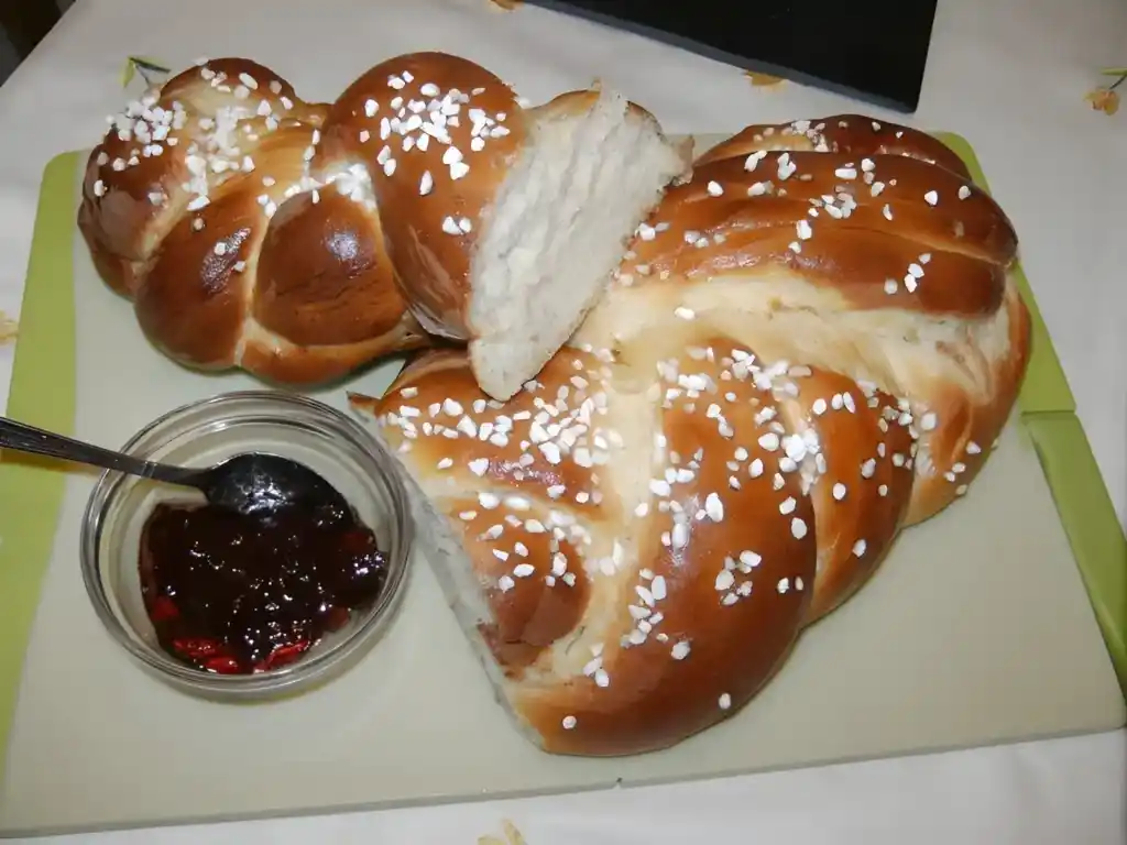 ORIGINAL SCHWÄBISCHER HEFEZOPF