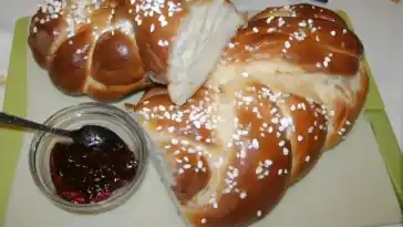 ORIGINAL SCHWÄBISCHER HEFEZOPF