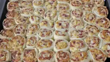 Pikanter Rosenkuchen