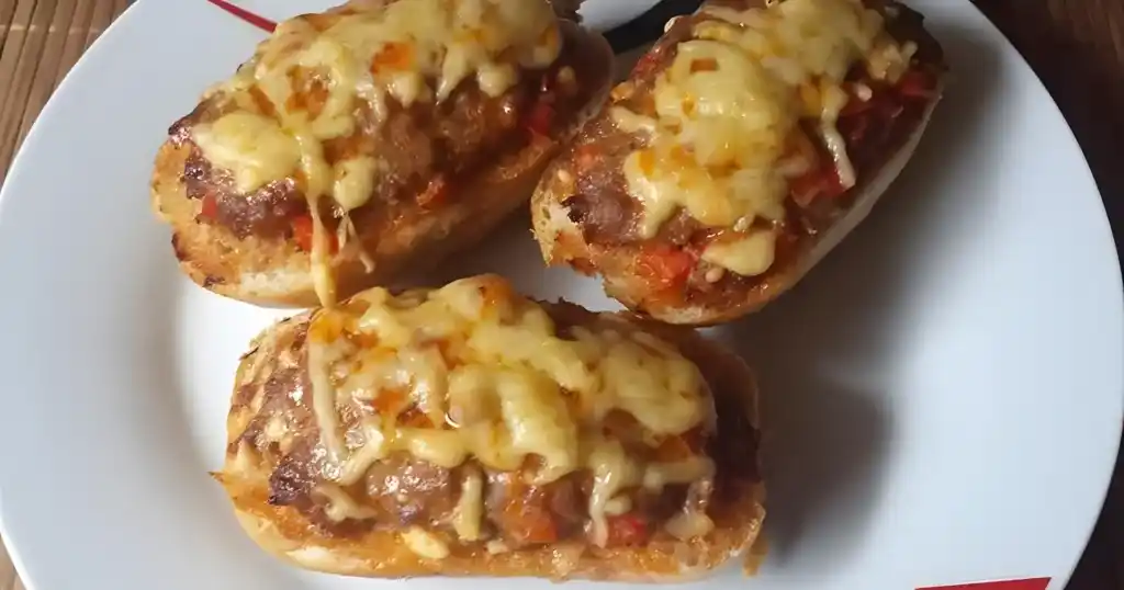 Pizza Hackfleisch Brötchen