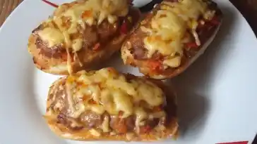 Pizza Hackfleisch Brötchen