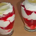 Quark-Himbeer-Schichttraum
