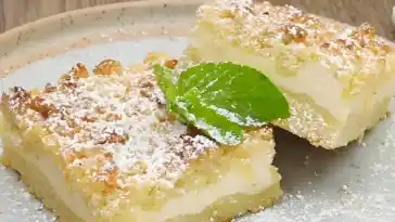 Quarkkuchen auf dem Blech