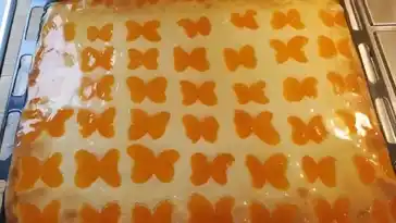Quarkkuchen vom Blech mit Früchten