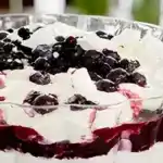 Quarkmousse mit Blaubeeren