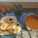 Rote Linsen-Kokossuppe