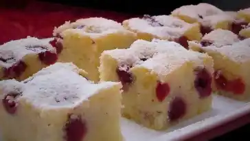 Saftiger Kirschenkuchen