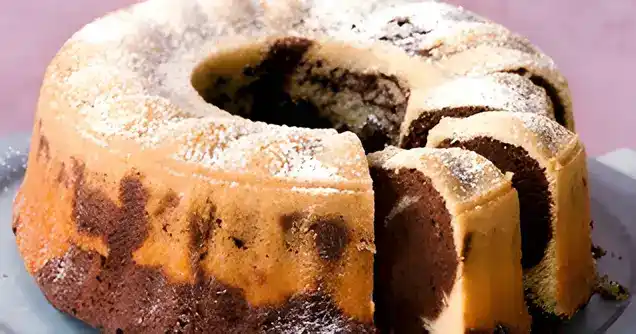 Saftiger Marmorkuchen