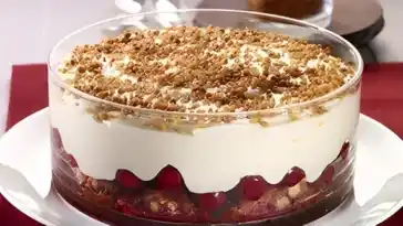 Sahniges Kirsch-Dessert
