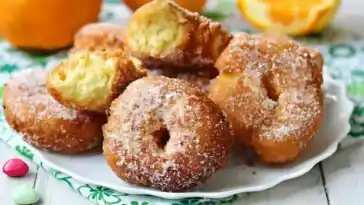 Schnelle Orangen-Doughnuts